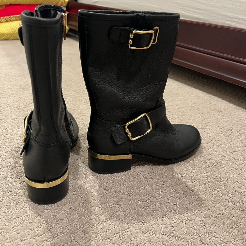 Ankle boots